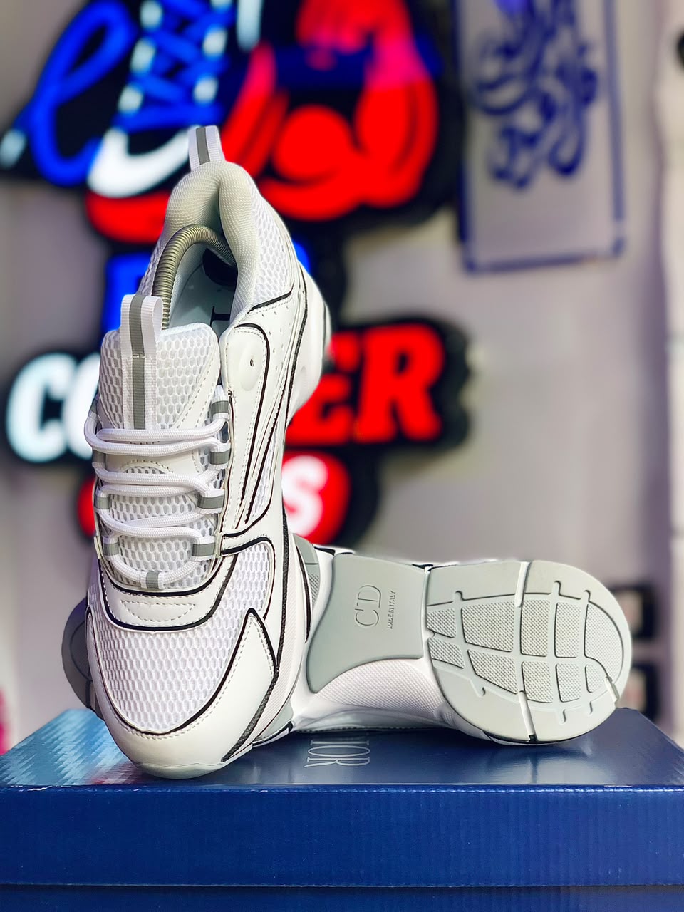 Dior - White 3D